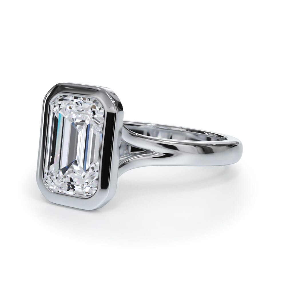 Luna Solitaire EM 4W b